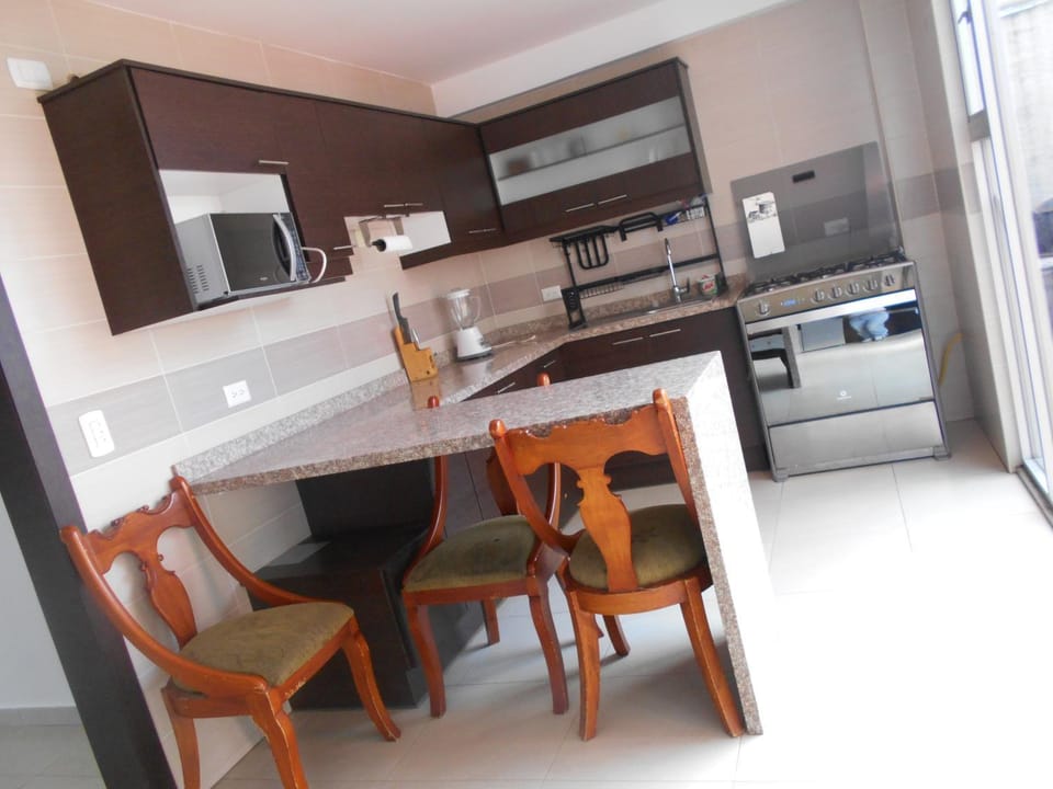 Kitchen or kitchenette, Dining area, dishwasher, oven, stove
