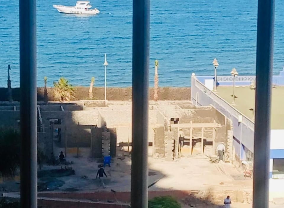 Chalets in Porto Sokhna on the sea and the pool Apartment in Egypt
