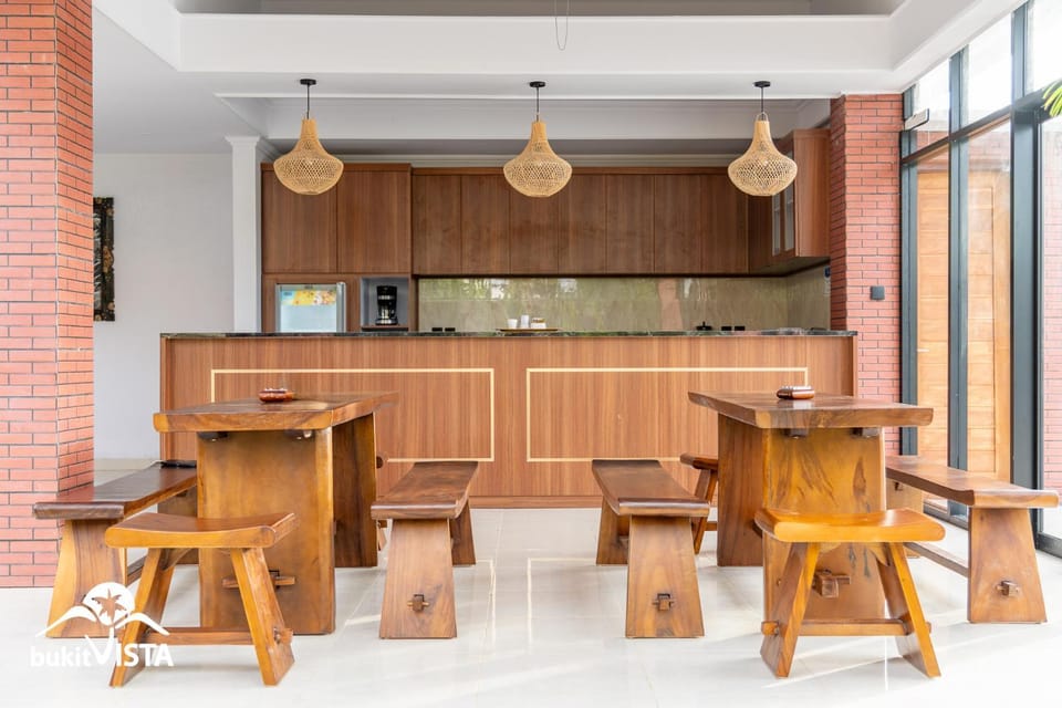 Kitchen or kitchenette, Kitchen or kitchenette, Dining area