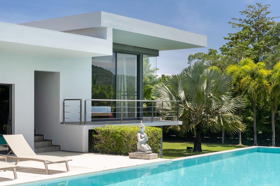 Property building, Patio, Day, Swimming pool