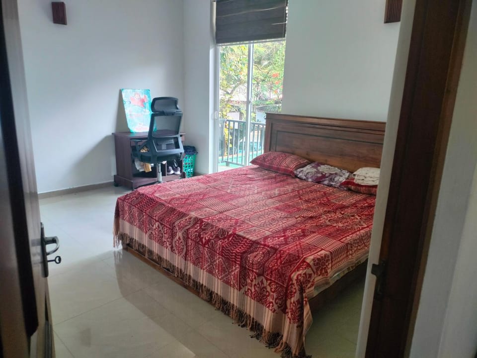Spacious Home ideal for Families House in Western Province