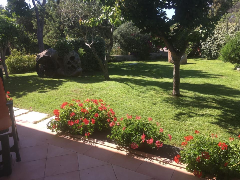 Villetta Rena Majore House in Sardinia