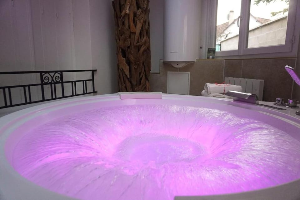 Welcome to Luxyvibe Apartment in Île-de-France