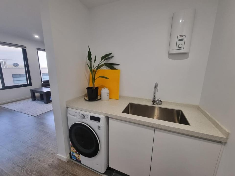 Luxurious stay at Doncaster East Apartment in Melbourne