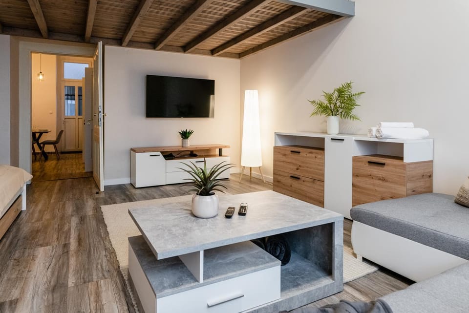 TV and multimedia, Living room