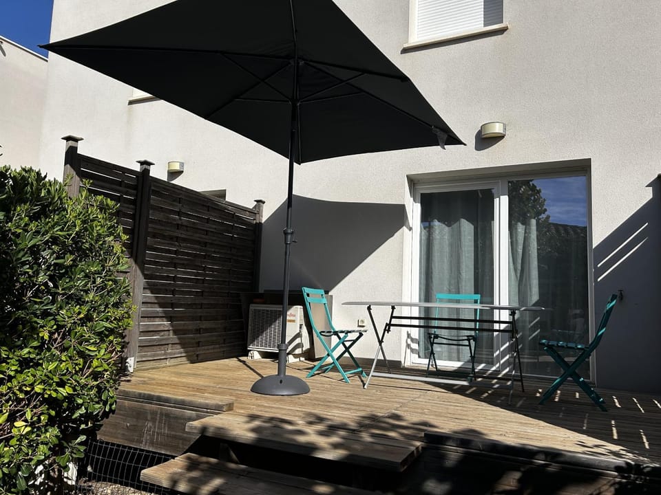 Patio, Garden, Garden view