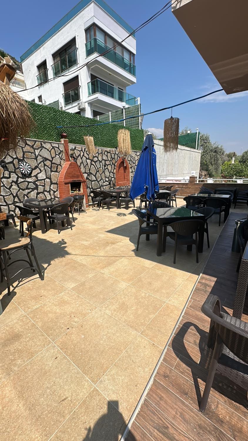 Restaurant/places to eat, BBQ facilities, Balcony/Terrace, Dining area