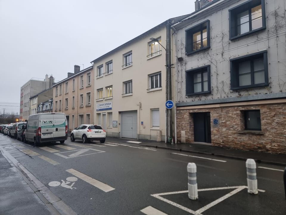 Balcon privé & déco élégante Apartment in Le Mans