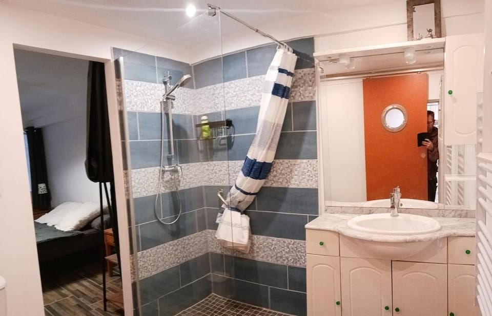 Luminous step-free apartment! Apartment in Nouvelle-Aquitaine