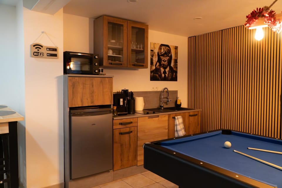 Perle d'eau-Love Room-Jacuzzi-Sauna-Proche Montbéliard et Belfort Apartment in Switzerland