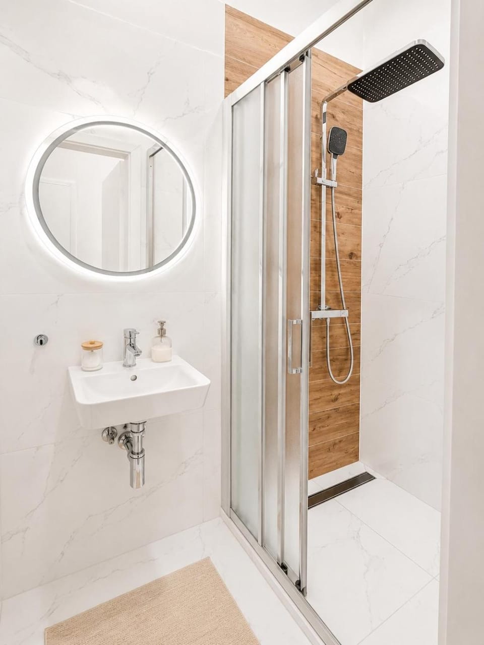 Private apartment close to red subway Pankrac, close to Congres centre Apartment in Prague