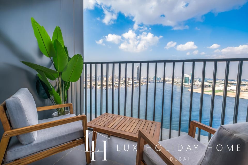 View (from property/room), Balcony/Terrace, Lake view