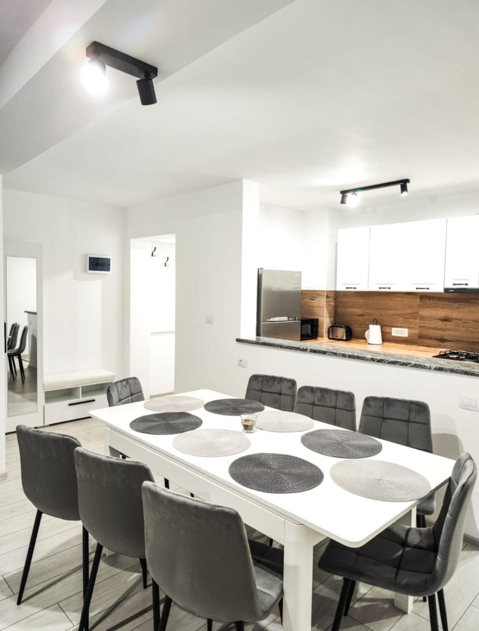 Living room, Seating area, Dining area