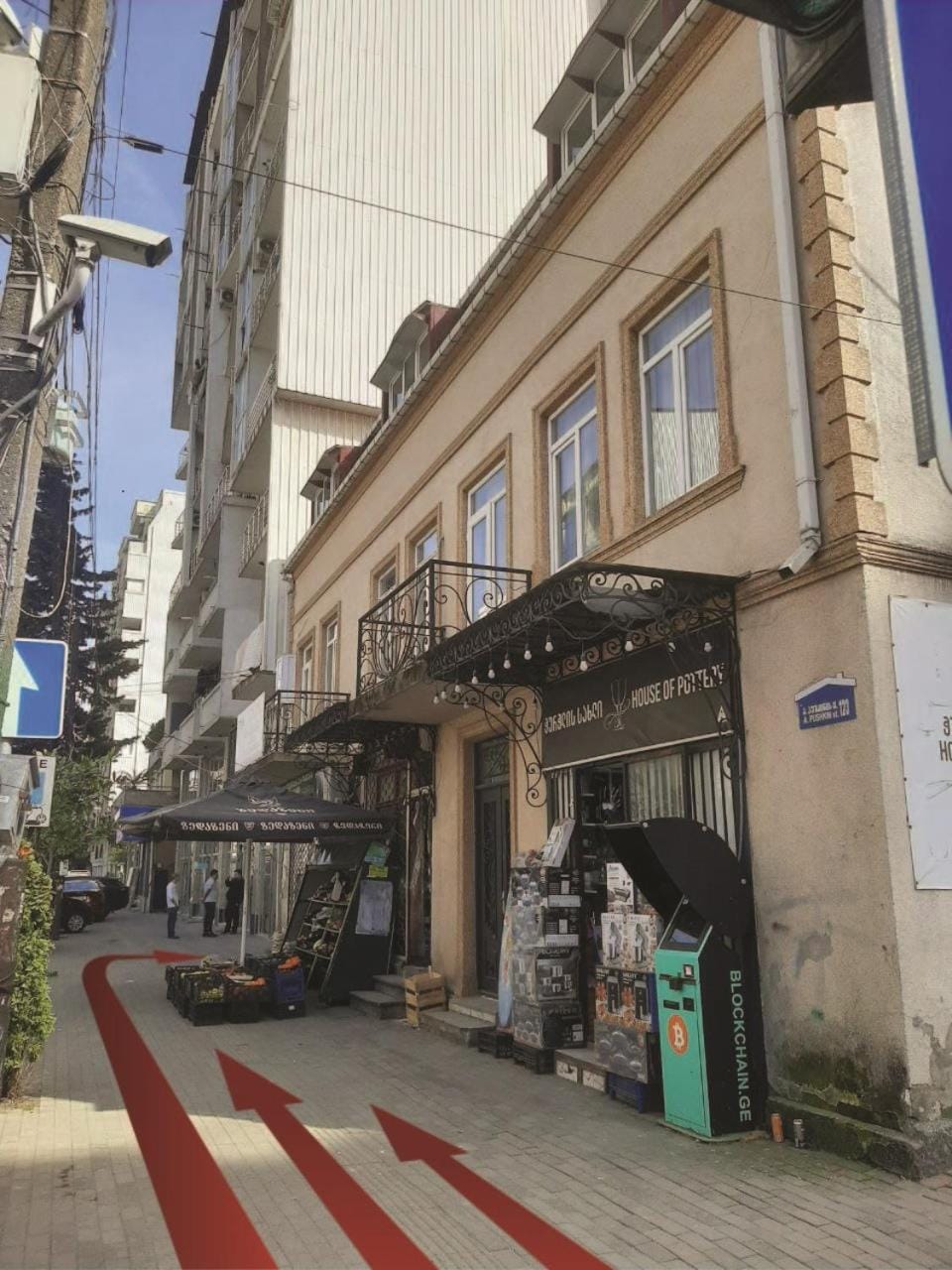 Property building, Location