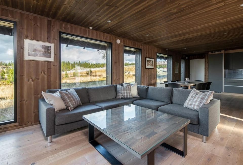 Modern cabin Hafjell high standard ski-in out Cabin in Innlandet