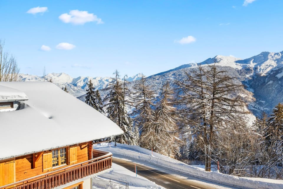 Day, Natural landscape, Winter, Balcony/Terrace, Mountain view