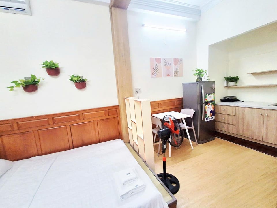 Dining area, Bedroom, kitchen