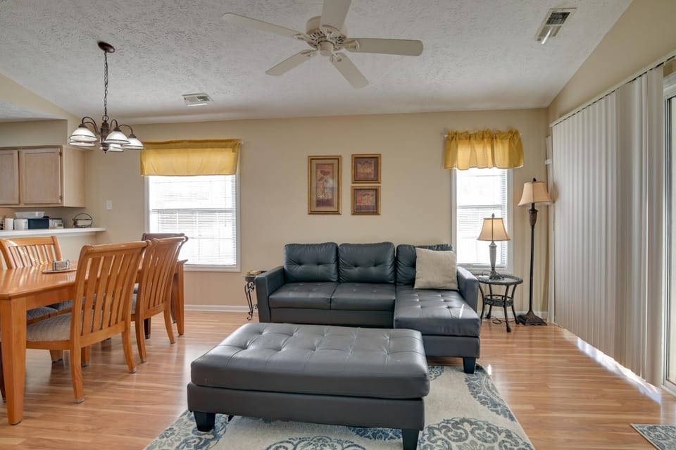 4 Mi to Beach: Golf Getaway at River Oaks Resort! House in Carolina Forest