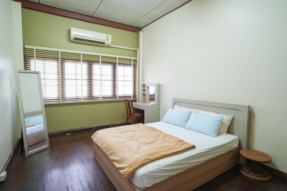 Cha-Am Beachside Detatched House in Thailand