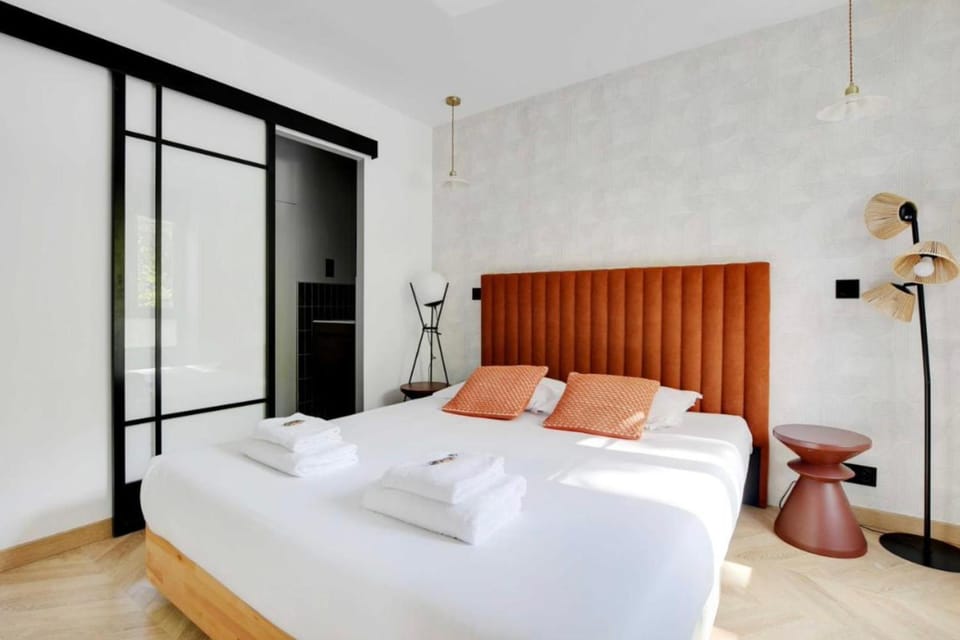 REPUBLIQUE - Cozy Apartment 6P L001 Apartment in Paris