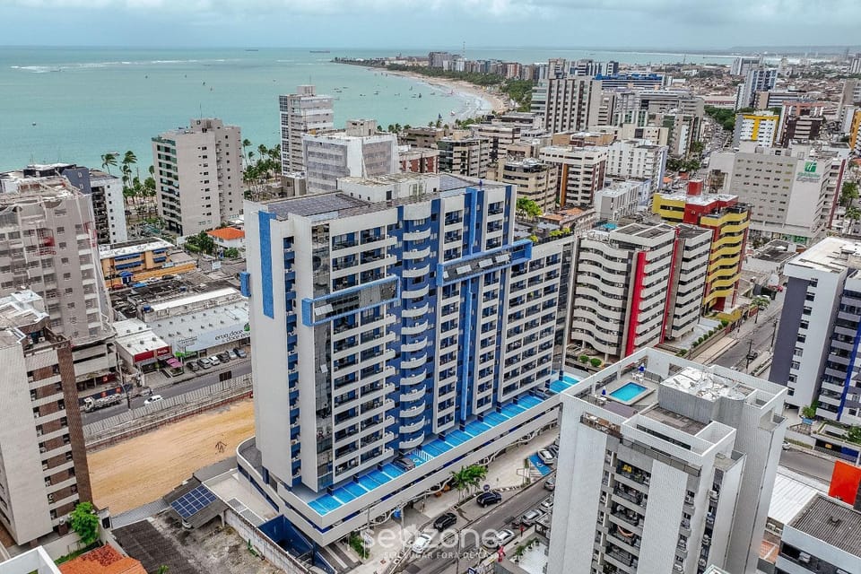 Bird's eye view, City view, Pool view, Sea view, Street view