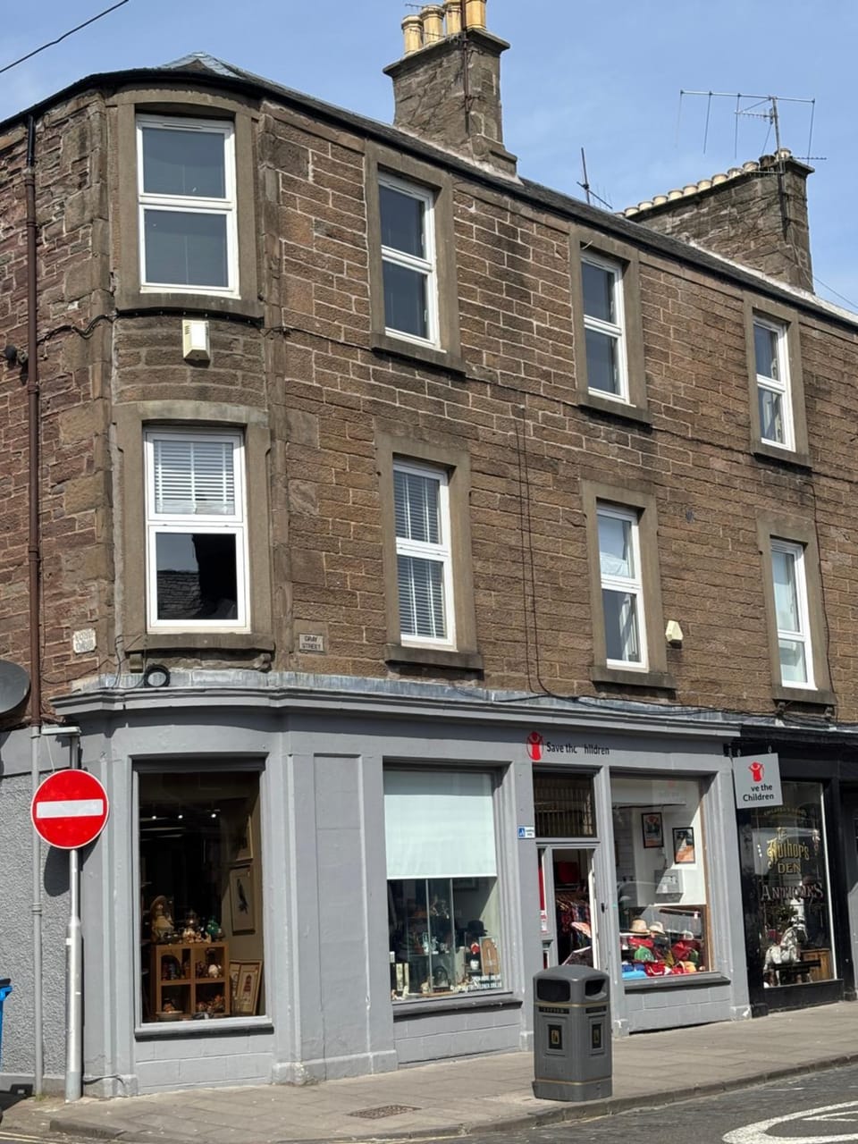 Property building, Street view