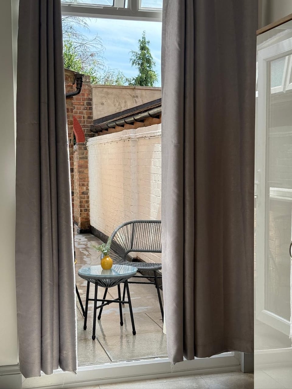 London South West heart, close so many public transports Vacation rental in London