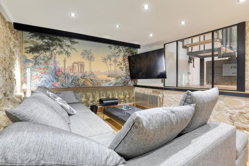 Communal lounge/ TV room, TV and multimedia, Living room, Seating area