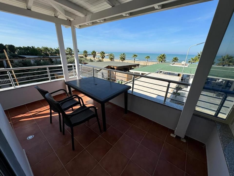 View (from property/room), Balcony/Terrace, Sea view