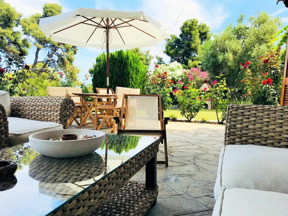 Green, White & Guest Houses by Dimitrios Ballas in Kriopigi, Halkidiki, Greece House in Halkidiki