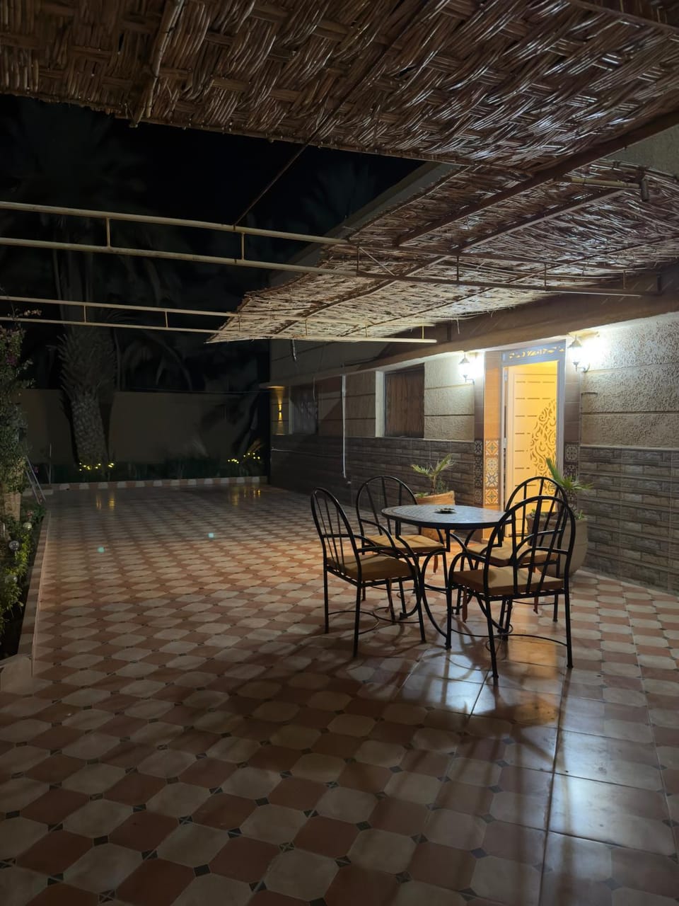 Patio, Night, Seating area, Dining area