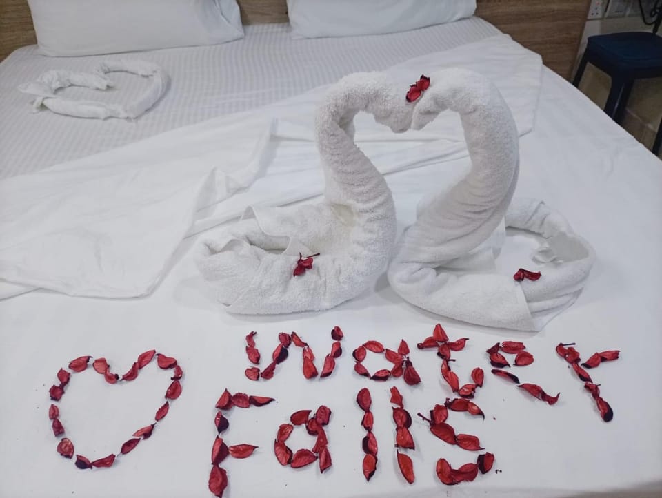 فندق الشلالات العقبه Waterfalls Hotel Aqaba Hotel in Eilat