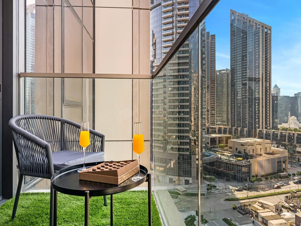 Patio, View (from property/room), Balcony/Terrace, City view