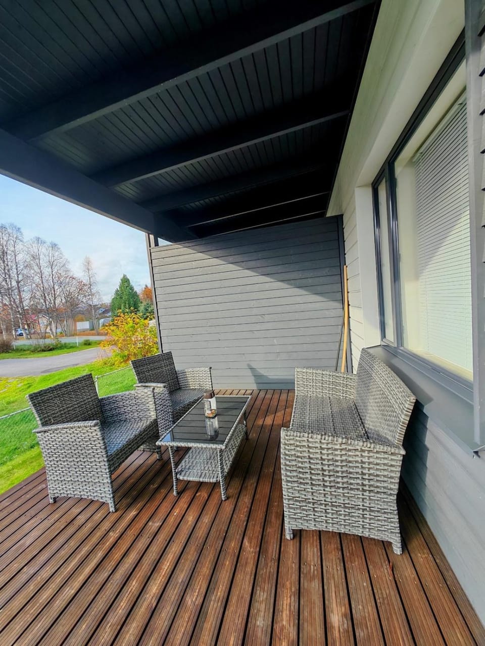Patio, Day, Balcony/Terrace