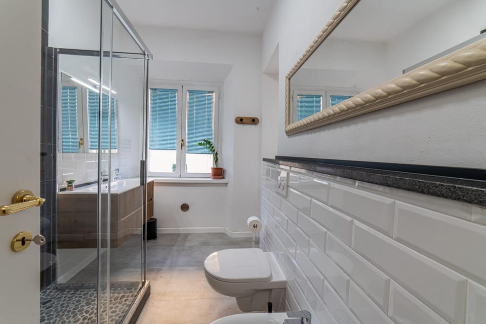 Shower, Toilet, Bathroom, bidet