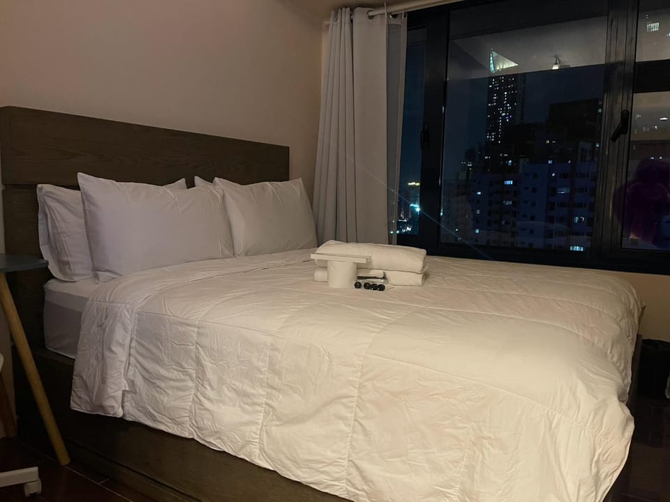 Destina at Air Residence Makati, MetroManila, Netflx Apartment hotel in Makati