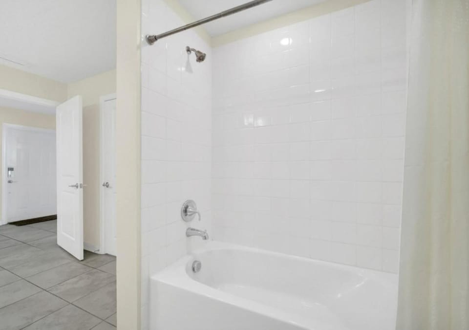 Bathroom, Bath