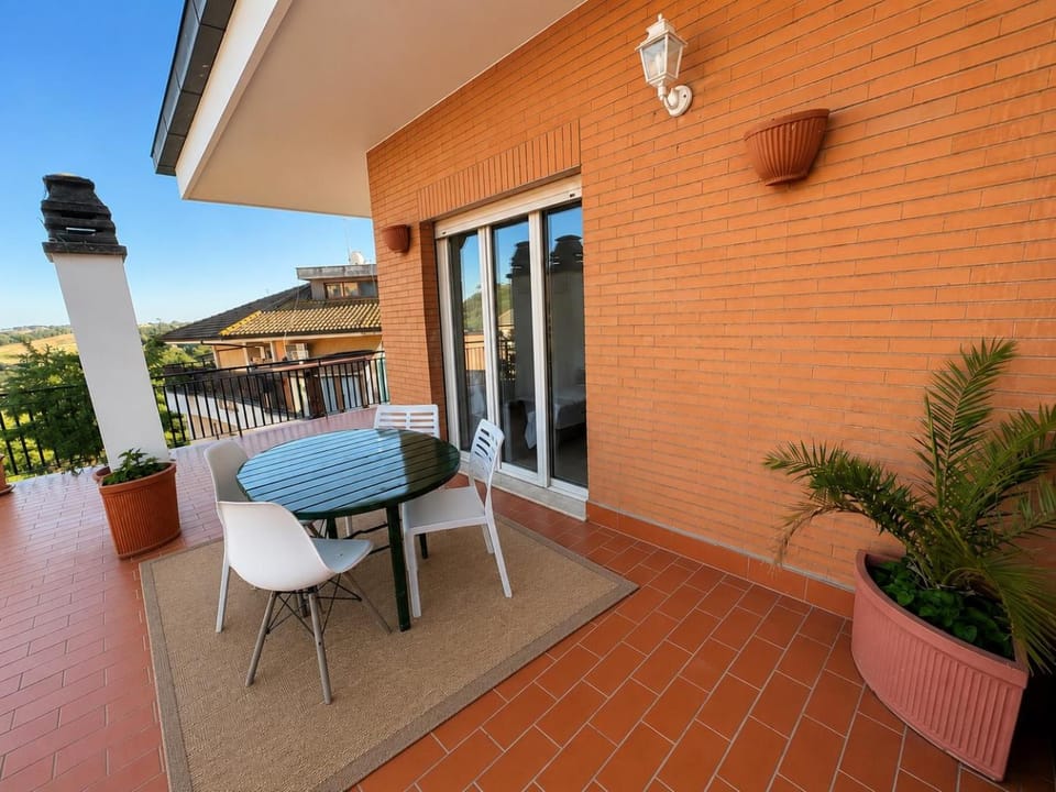 Property building, View (from property/room), Balcony/Terrace