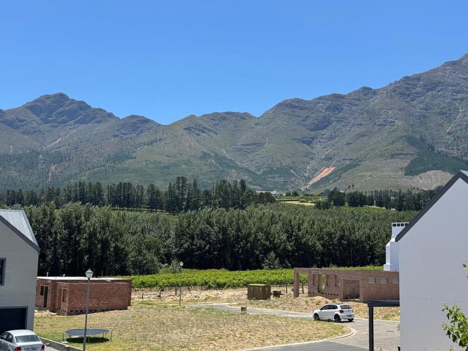 Le Bourgette 28 Misty Wink Apartment in Franschhoek