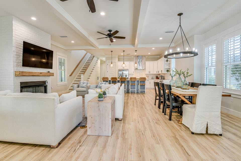Walk to Gulf: Modern Retreat in Santa Rosa Beach! House in South Walton County