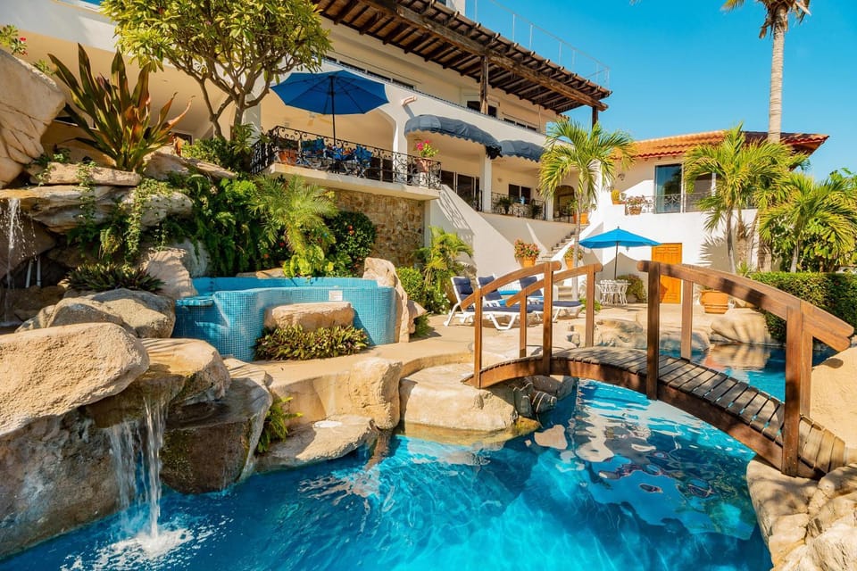 Villa Miramar by Cabo Villas Villa in Cabo San Lucas