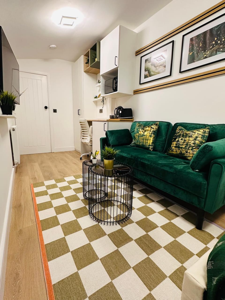 Luxurious Private Room with Kitchenette near QE Hospital Harborne R5 Bed and Breakfast in Birmingham