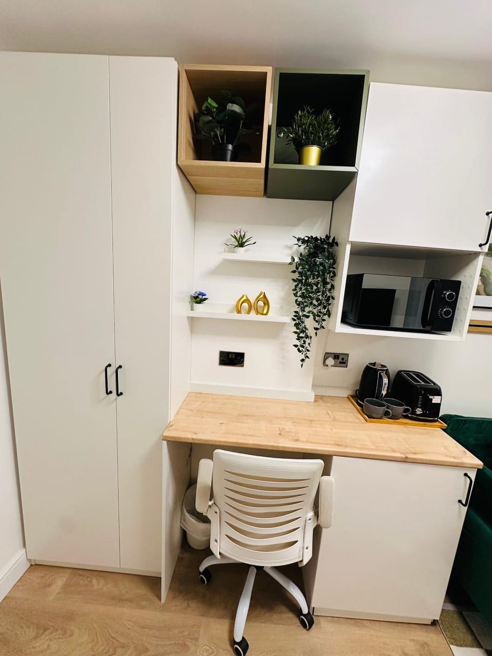 Luxurious Private Room with Kitchenette near QE Hospital Harborne R5 Bed and Breakfast in Birmingham