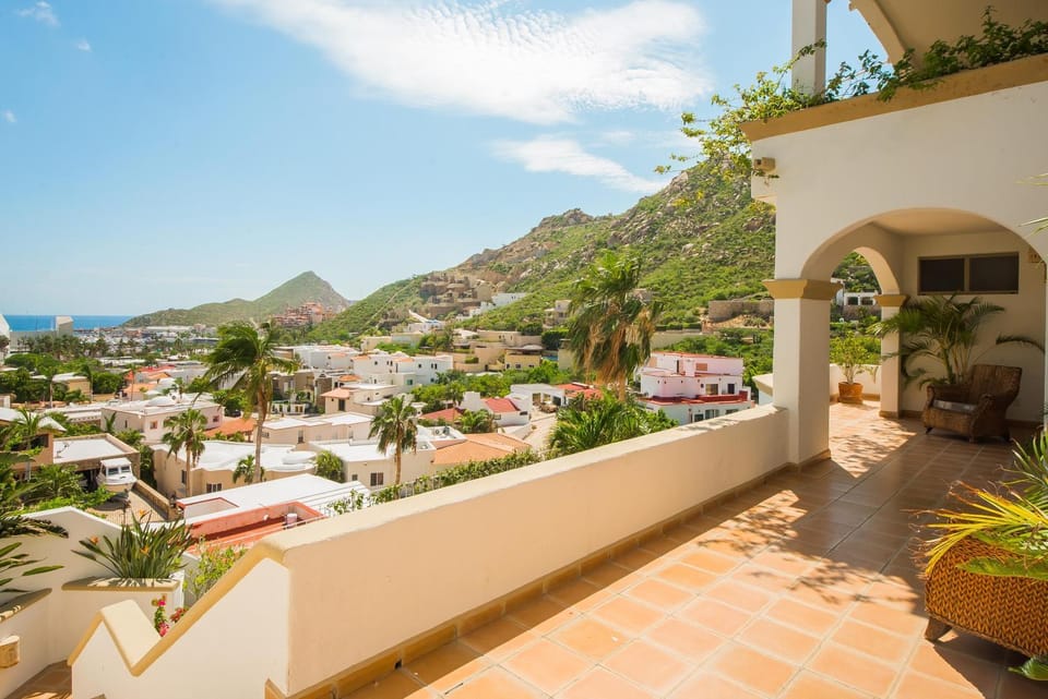 Villa Victoria by Cabo Villas Villa in Cabo San Lucas
