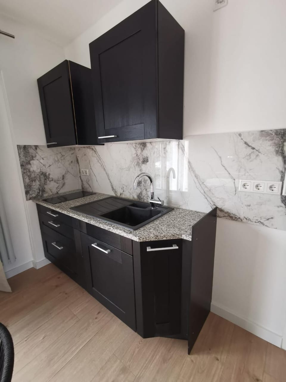modernes stilvoll eingerichtetes Appartement Apartment in Bergisch Gladbach