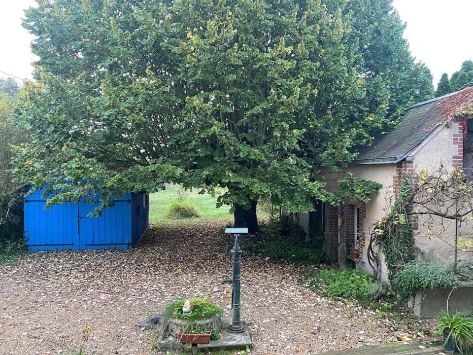 Maison chaleureuse avec grand jardin à 2h de Paris Villa in Pays de la Loire