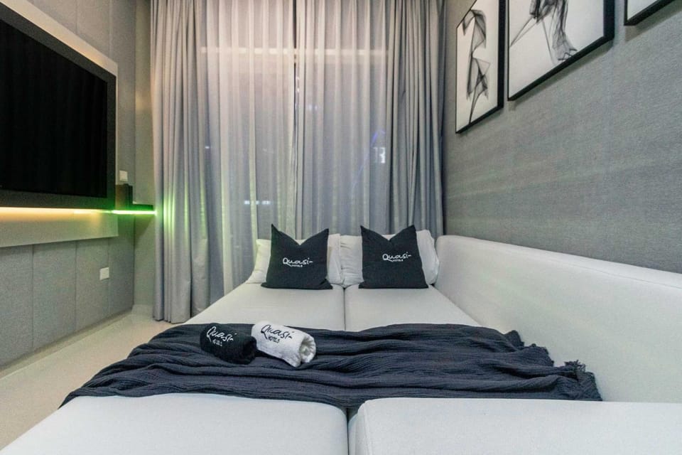Bed, TV and multimedia