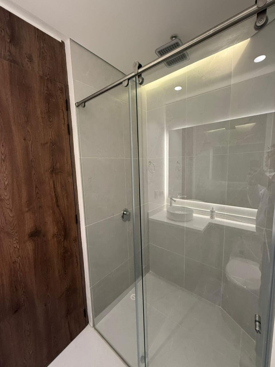 Shower, Bathroom