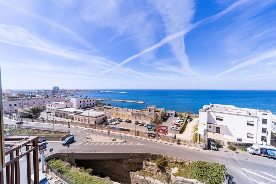 Five sea view apartments - by Click Salento Apartment in Gallipoli