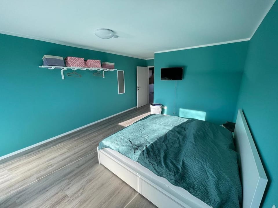 Zentrale Neubauwohnung mit Balkon Apartment in Rhineland-Palatinate
